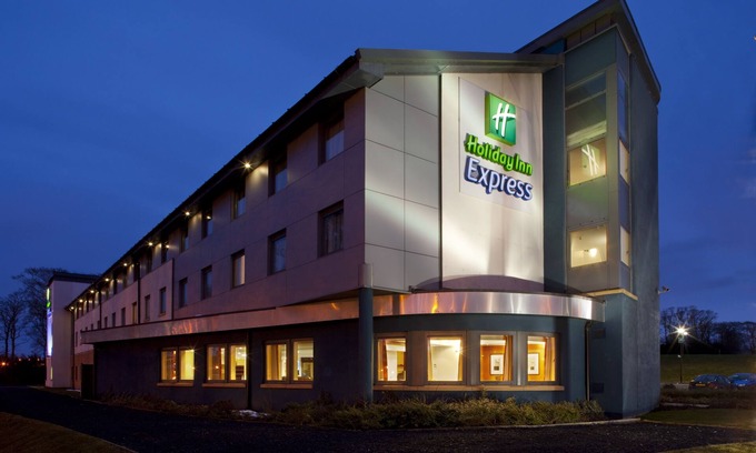 Dunfermline Hotel | Holiday Inn Express Dunfermline by IHG