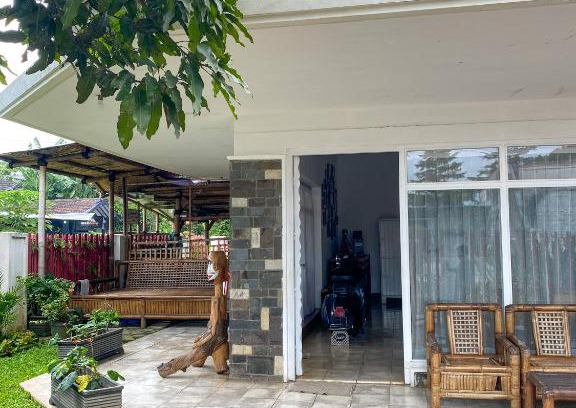 Dinoyo Hostel | Hostel Wees een Kind
