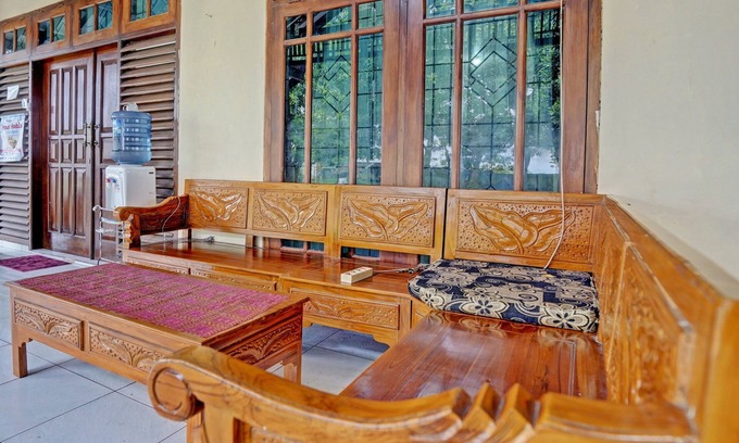 Banyuwangi Hotel | Hotel O Villa Kusuma ResidenceNearRSI Fatimah Banyuwangi