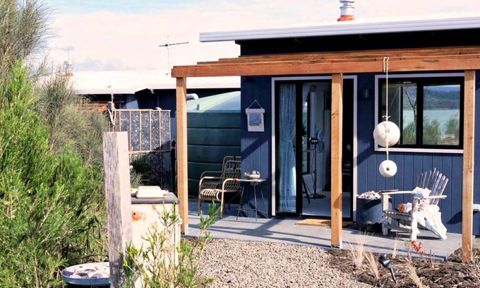 Dunalley House | House ∙ 1 bedroom ∙ 2 guests