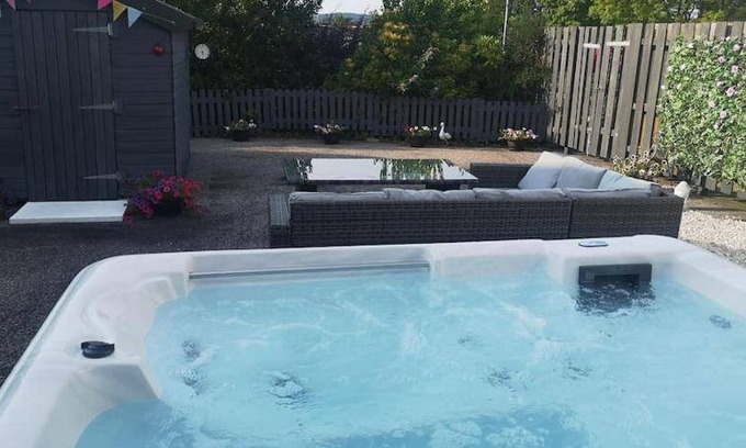 Castle Douglas House | House ∙ 2 bedrooms ∙ 4 guests