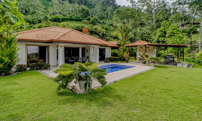 Cascada Azul House | House ∙ 3 bedrooms ∙ 6 guests