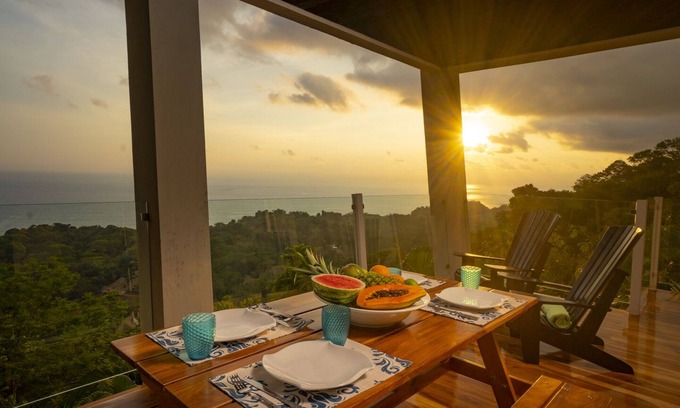 Ballena Villa | HR1 Spectacular Ocean Views -5min to Beach, very private-concierge-security