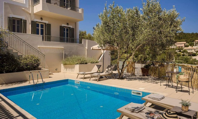 Matsoukata Villa | Isalos - Two Bedroom Villa, Sleeps 4