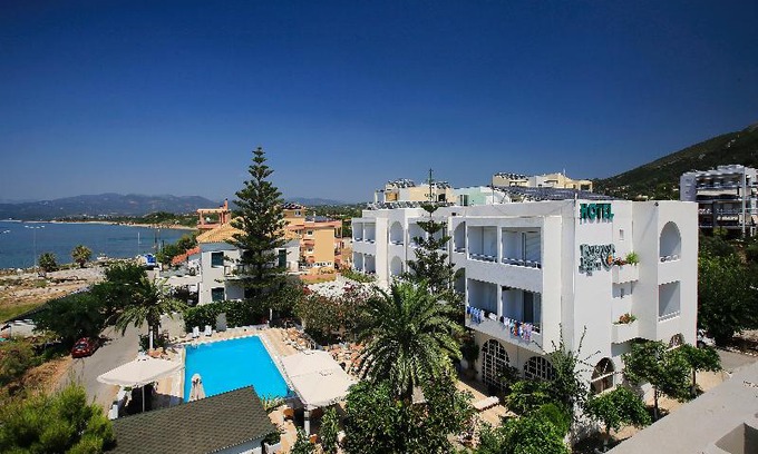 Kiparissia Hotel | Kyparissia Beach Hotel