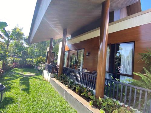 Ciawi Villa | Luxurious Modern Villa at Vimala Hills
