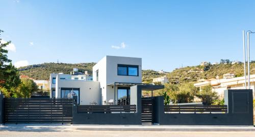 Kymi-Aliveri Villa | LUXURY VILLAS AKTI