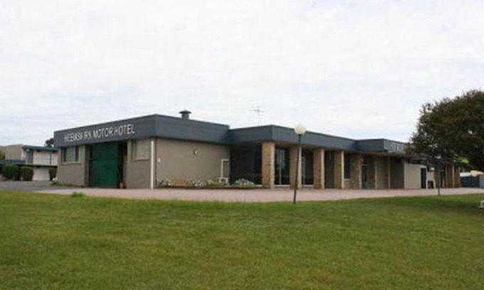 Zeehan Hotel | Motel ∙ 2 bedrooms ∙ 10 guests