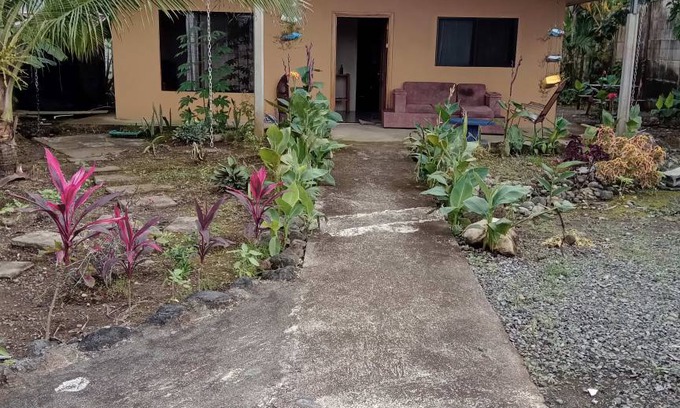 Alajuela House | Motel ∙ 8 guests
