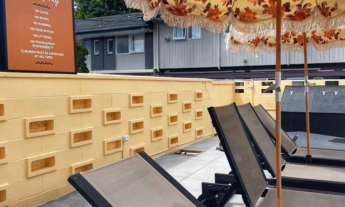 Mount Eden Hotel | Mount Eden Motel