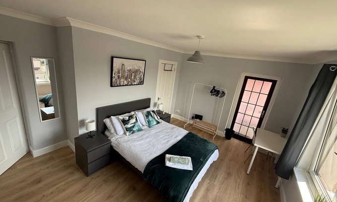Musselburgh Apartment | Musselburgh Apartment with 3 Bedrooms