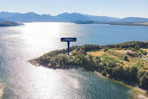 Manapouri Hostel | Possum Lodge
