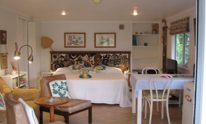 Okiato Apartment | Private, quiet,sunny Apartment in subtropical garden on Okiato Peninsula/Russell