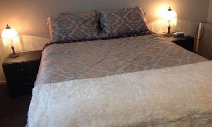 Riccarton Resort | Private room ∙ 1 guest