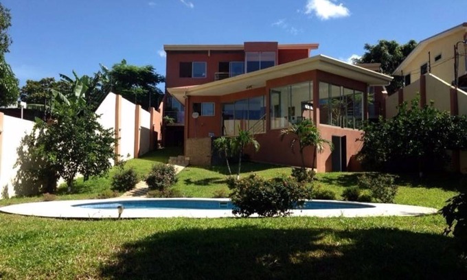 Roble Resort | Private room ∙ 4 guests