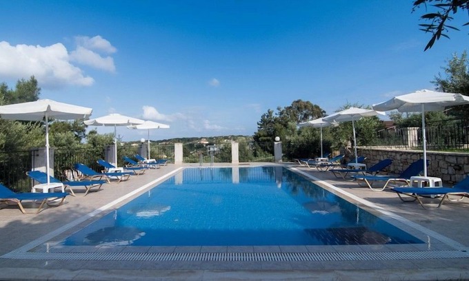 Ano Vasilikos Villa | R 500 Family Villa with Mountain and Sea Views Shared Pool