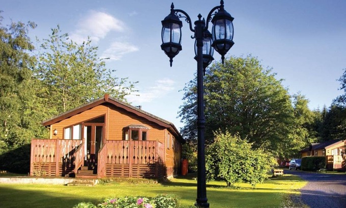 Selkirk RV Rental | Recreational vehicle (RV) ∙ 2 bedrooms ∙ 6 guests