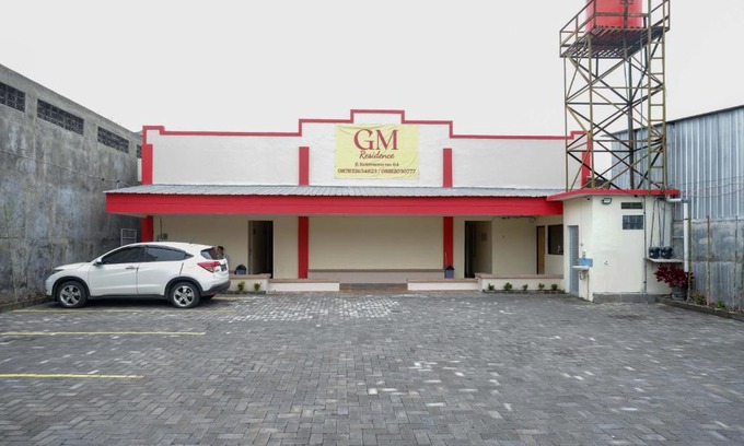 Semarang Utara Hostel | RedDoorz near Tugu Muda Semarang