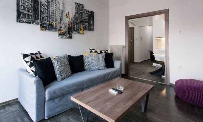 Athens City Centre Apartment | Renovated 2 bedroom apt in Larissis Railway Station and Metro