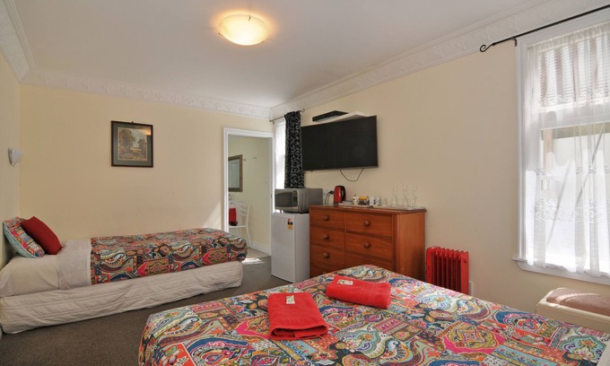 Wellington Bed & Breakfast | Richmond Guest House Bed & Breakfast