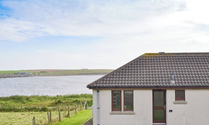 St. Mary's Cottage | Rockworks Chalets No.6 - UK7045