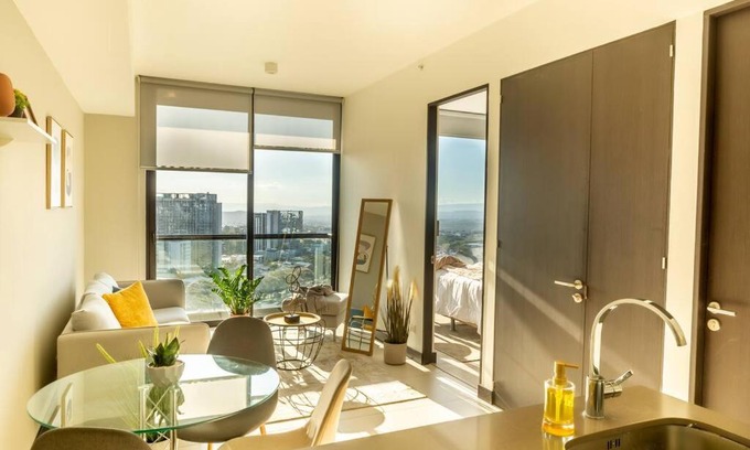Mata Redonda Apartment | Rooftop - 18th Floor Apt City View