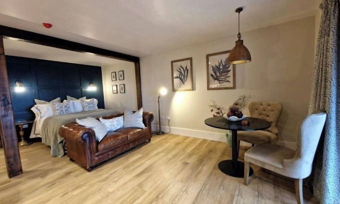 Mallaig Apartment | Rum Accessible Studio Apartment