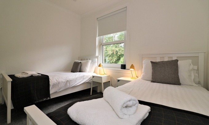 Hamilton Apartment | Signature - Shawburn House