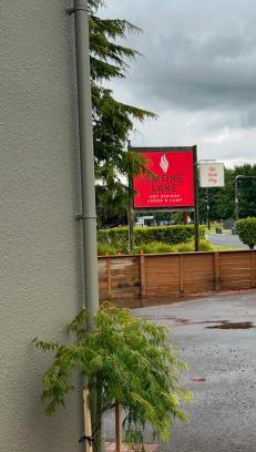 Rotorua Hostel | Smoke Lake Hot Springs Lodge & Camp