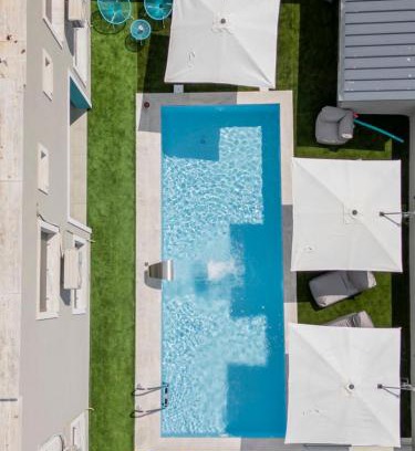 Keramoti House | STREET 90 LuX APARTS