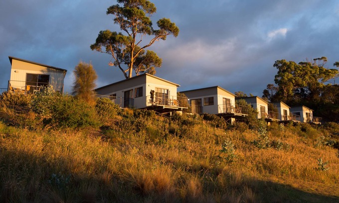 Swansea Apartment | Swansea Beach Chalets