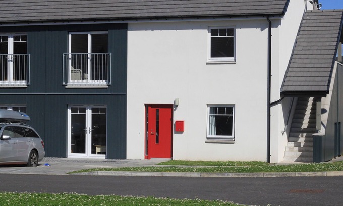 Aviemore Apartment | "Ventoux" - modern 80sq/m Apartment near amenities