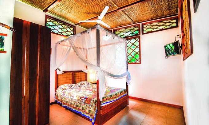 Chiguata Villa | Villa #6 - 2 Bedroom With Small Private Garden