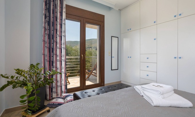Agia Marina House | Villa Serenity