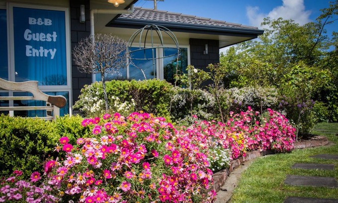 Waitomo Caves Bed & Breakfast | Waitomo Orchard Estate B&B