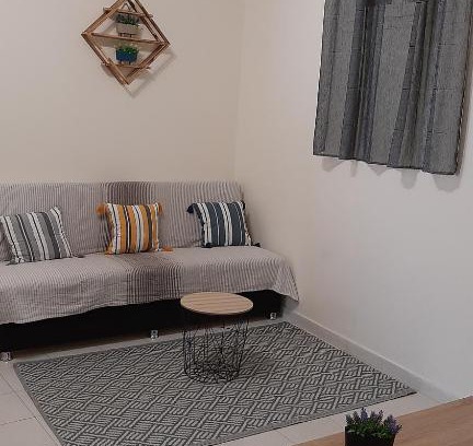 Ermoupoli Apartment | Zar 3