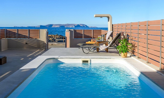 Gournai Villa | Zoe Luxury Seafront Villa with Heatable Pool, Villa