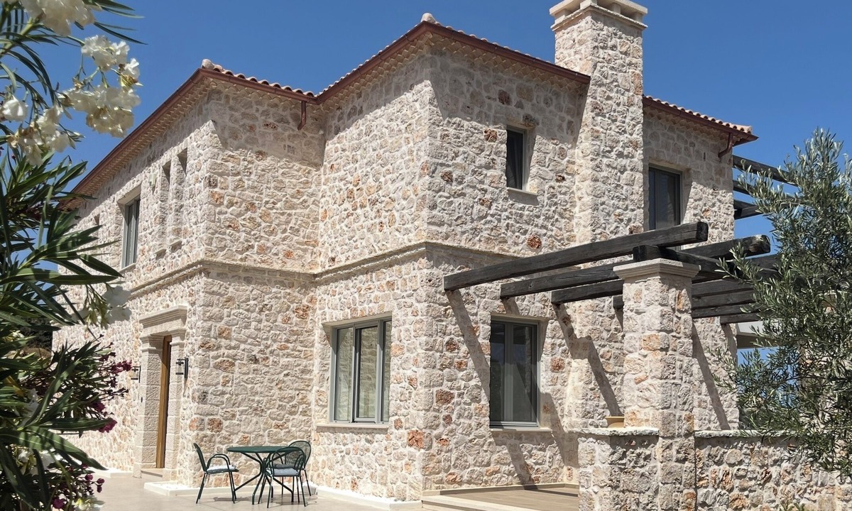 Korithi Villa | Luxury modern Villa, nestled on the mountain side with panoramic sea view.