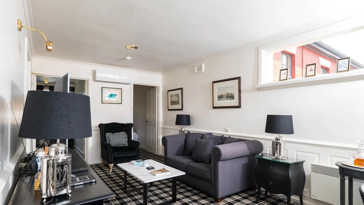 Photo of Livingroom in Battery Point
