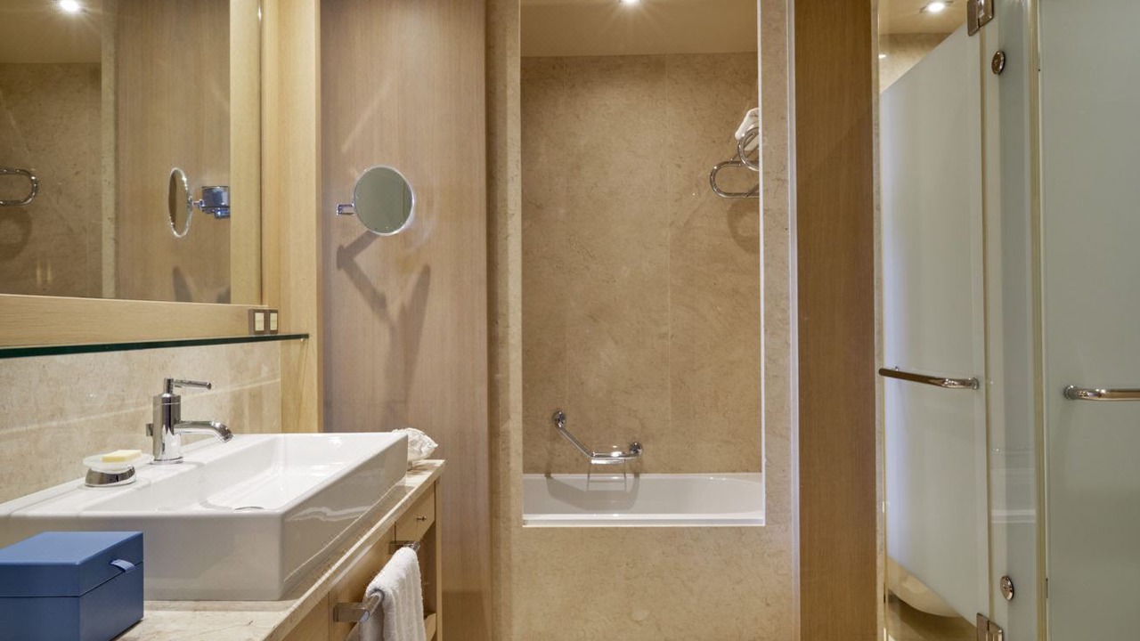 Photo of Bathroom in Vathi