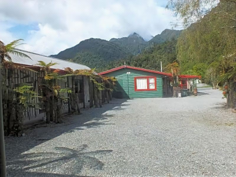 Photo of Buildings in Franz Josef Glacier