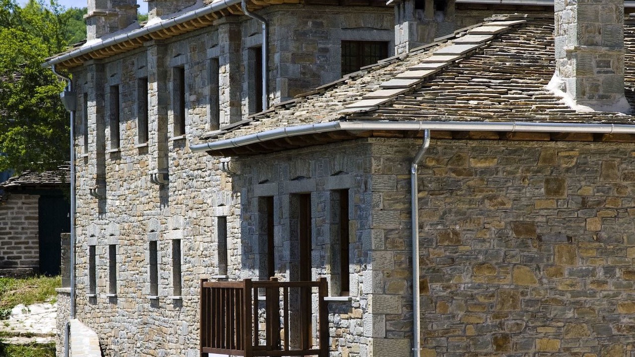 Photo of Buildings in Kipoi
