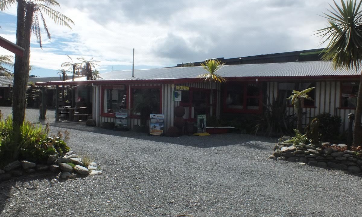 Photo of Buildings in Franz Josef Glacier