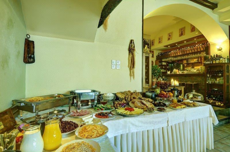 Photo of Others in Portaria