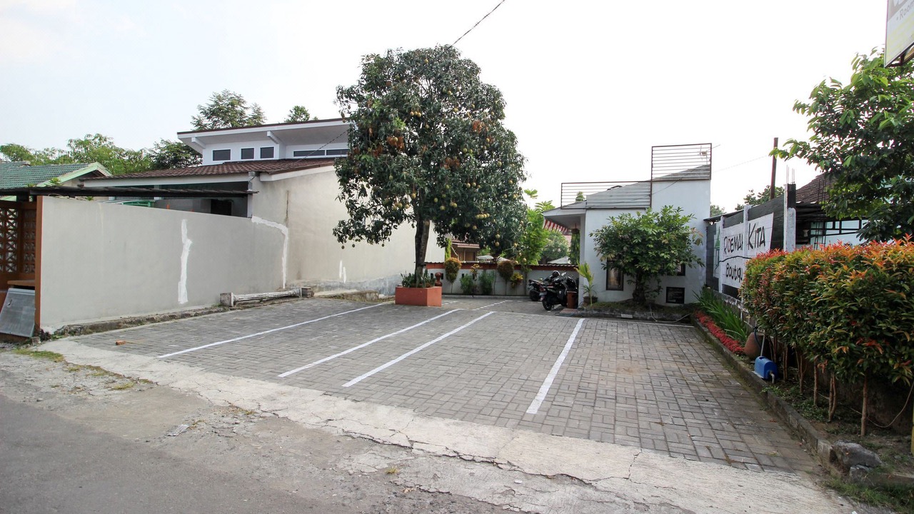 Photo of Buildings in Sinduharjo