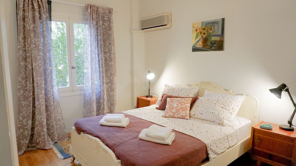 Photo of Bedroom in Kallithea