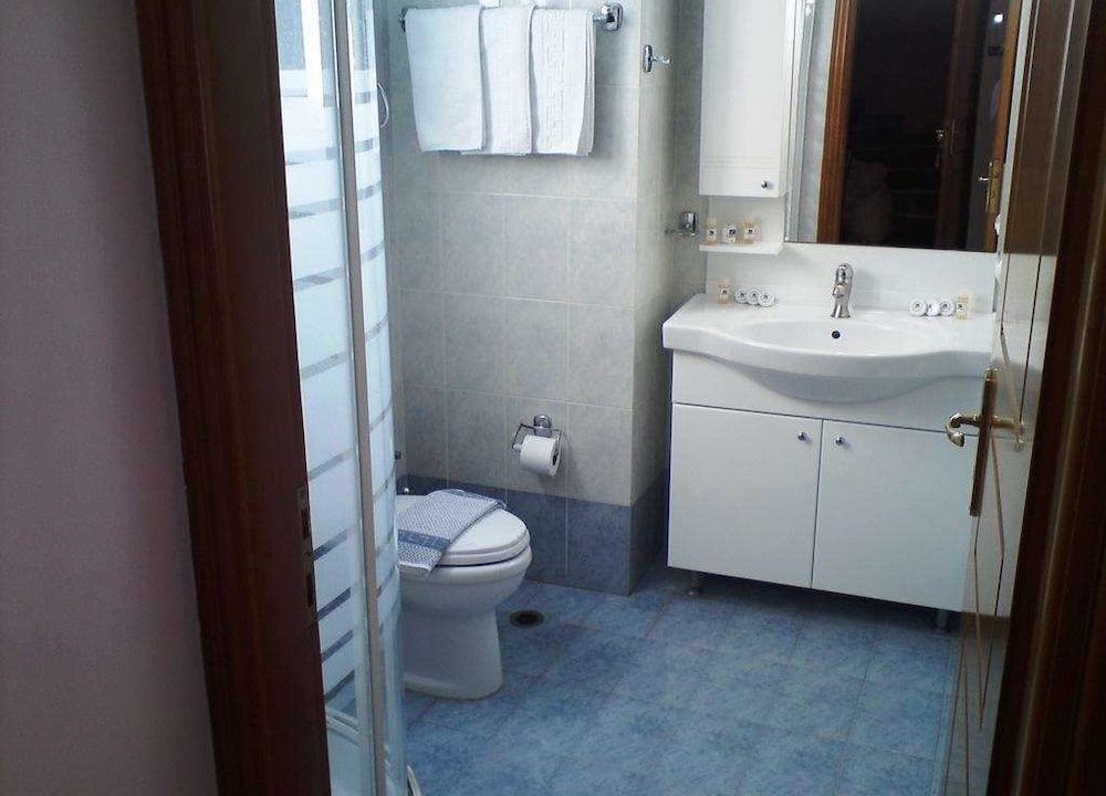 Photo of Bathroom in Piraeus