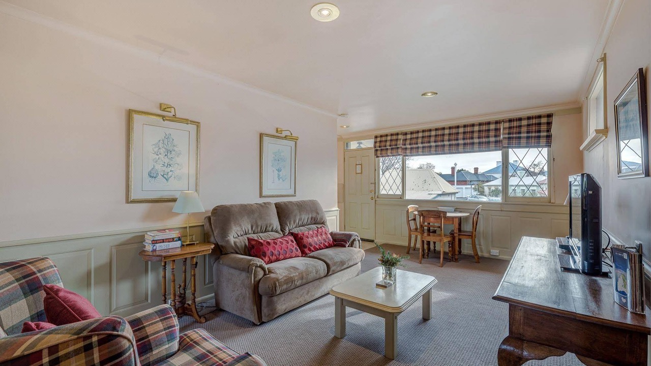 Photo of Livingroom in Battery Point