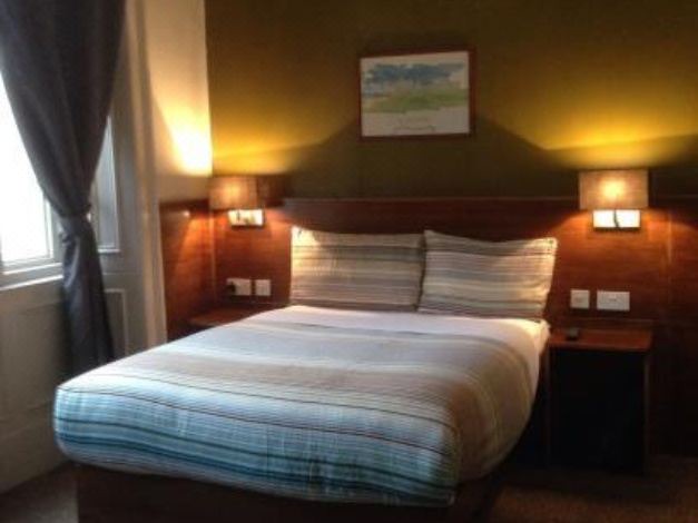 Photo of Bedroom in Glasgow Westend