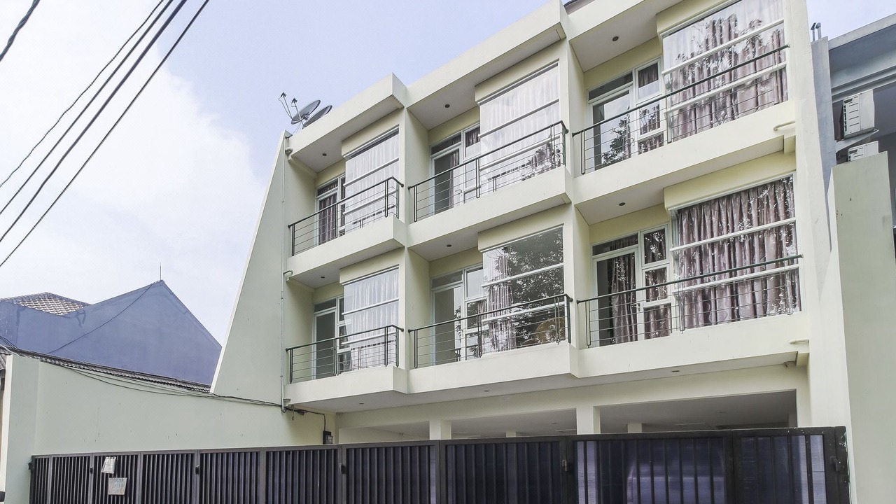 Photo of Buildings in Pancoran